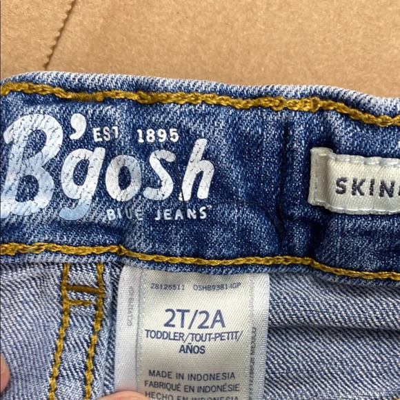 OshKosh B'Gosh Girls‎ Skinny Blue Slim-Fit Jeans Size 2T - Picture 5 of 5